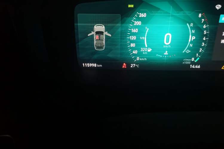 Used Lynk & Co 01 2017 2.0T Two-Wheel Drive Pro Edition Odometer Close Up