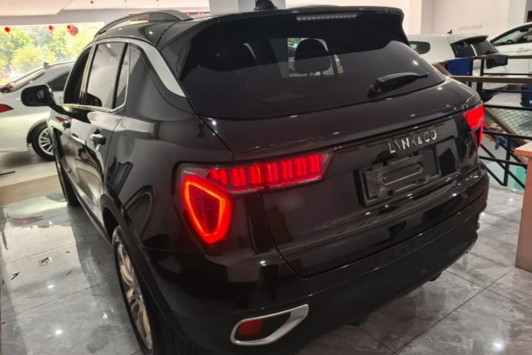 Used Lynk & Co 01 2017 2.0T Two-Wheel Drive Pro Edition Rear Left 45 Deg