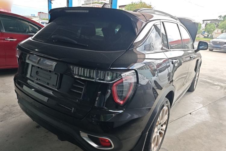 Used Lynk & Co 01 2017 2.0T Two-Wheel Drive Pro Edition Rear Right 45 Deg