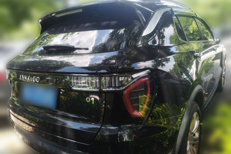 Used Lynk & Co 01 2017 2.0T Two-Wheel Drive Pro Edition Rear Right 45 Deg