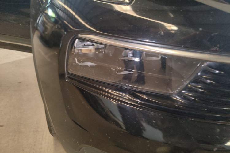 Used Lynk & Co 01 2017 2.0T Two-Wheel Drive Pro Edition Right Front Headlight