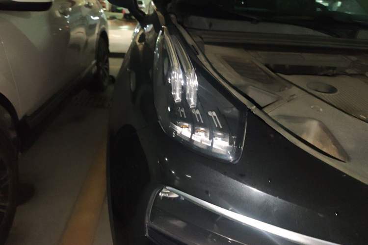 Used Lynk & Co 01 2017 2.0T Two-Wheel Drive Pro Edition Right Front Headlight