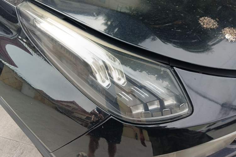 Used Lynk & Co 01 2017 2.0T Two-Wheel Drive Pro Edition Right Front Headlight