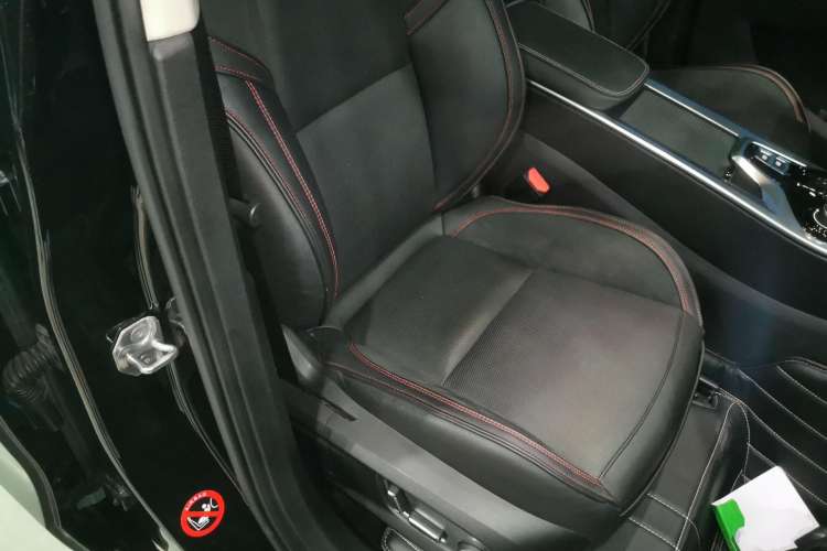 Used Lynk & Co 01 2017 2.0T Four-Wheel Drive Pro Edition Right Front Seat