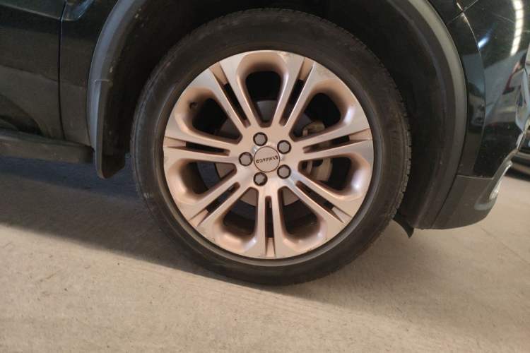 Used Lynk & Co 01 2017 2.0T Two-Wheel Drive Pro Edition Right Front Wheel Hub