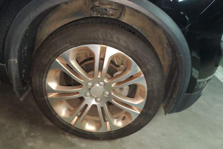 Used Lynk & Co 01 2017 2.0T Two-Wheel Drive Pro Edition Right Front Wheel Hub