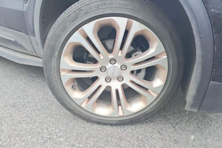Used Lynk & Co 01 2017 2.0T Two-Wheel Drive Pro Edition Right Front Wheel Hub