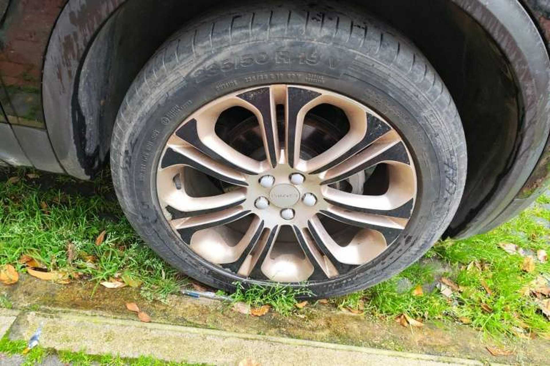 Used Lynk & Co 01 2017 2.0T Two-Wheel Drive Pro Edition Right Front Wheel Hub