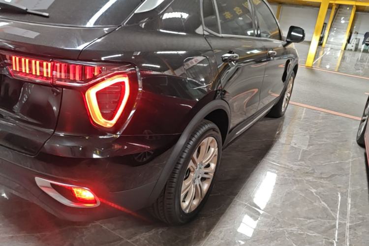 Used Lynk & Co 01 2017 2.0T Two-Wheel Drive Pro Edition Right Rear Taillight