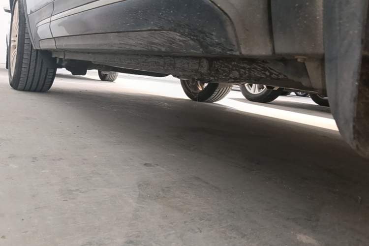 Used Lynk & Co 01 2017 2.0T Two-Wheel Drive Pro Edition Right Side Sill