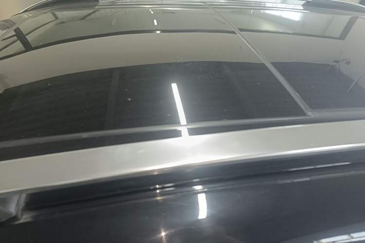 Used Lynk & Co 01 2017 2.0T Two-Wheel Drive Pro Edition Roof