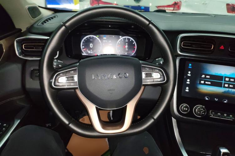 Used Lynk & Co 01 2017 2.0T Two-Wheel Drive Pro Edition Steering Wheel