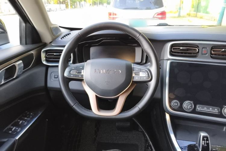 Used Lynk & Co 01 2017 2.0T Two-Wheel Drive Pro Edition Steering Wheel