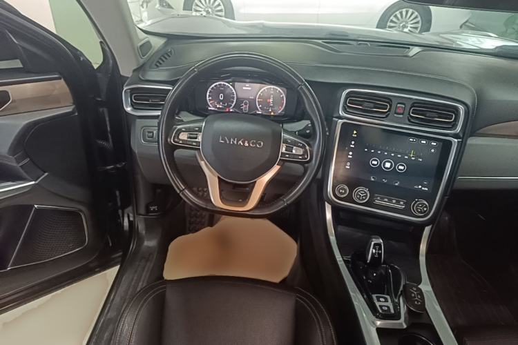 Used Lynk & Co 01 2017 2.0T Two-Wheel Drive Pro Edition Steering Wheel