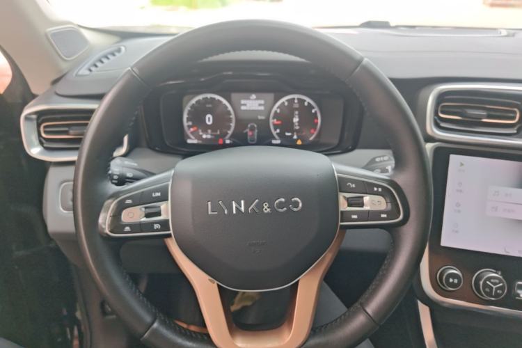 Used Lynk & Co 01 2017 2.0T Two-Wheel Drive Pro Edition Steering Wheel