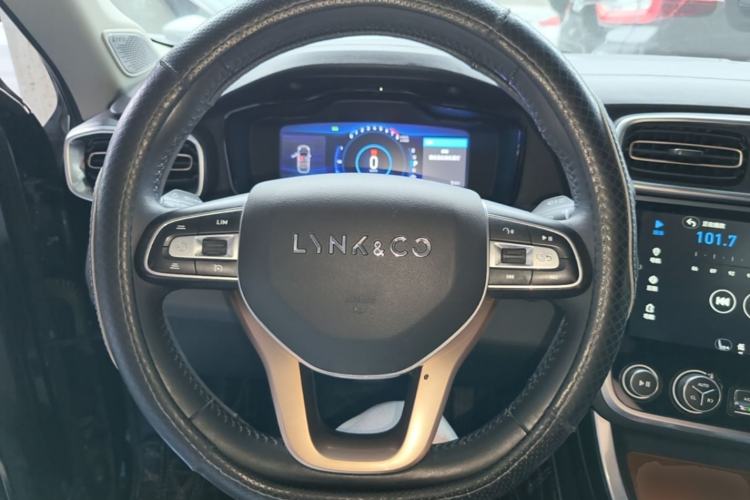 Used Lynk & Co 01 2017 2.0T Two-Wheel Drive Pro Edition Steering Wheel