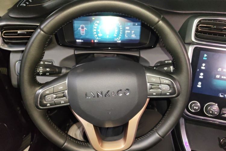 Used Lynk & Co 01 2017 2.0T Two-Wheel Drive Pro Edition Steering Wheel