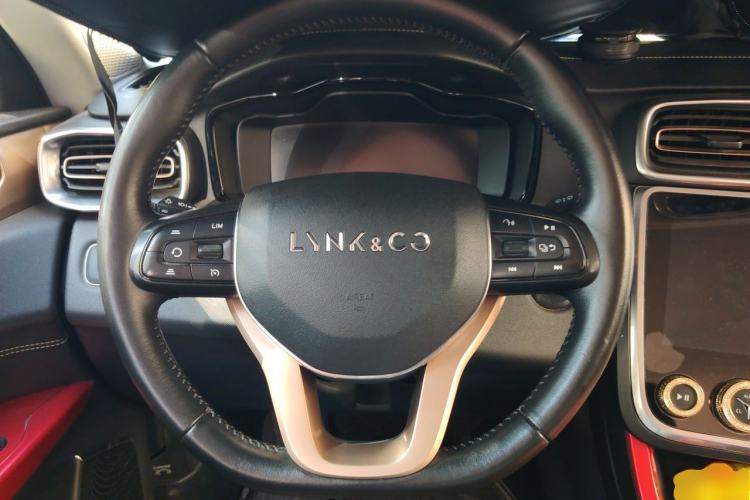 Used Lynk & Co 01 2017 2.0T Two-Wheel-Drive Version Steering Wheel