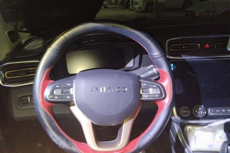 Used Lynk & Co 01 2017 2.0T Two-Wheel Drive Pro Edition Steering Wheel