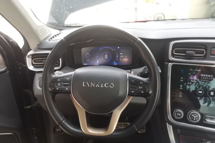 Used Lynk & Co 01 2017 2.0T Two-Wheel-Drive Version Steering Wheel