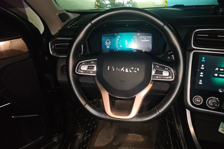 Used Lynk & Co 01 2017 2.0T Two-Wheel Drive Pro Edition Steering Wheel