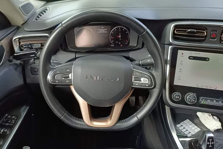 Used Lynk & Co 01 2017 2.0T Two-Wheel Drive Pro Edition Steering Wheel