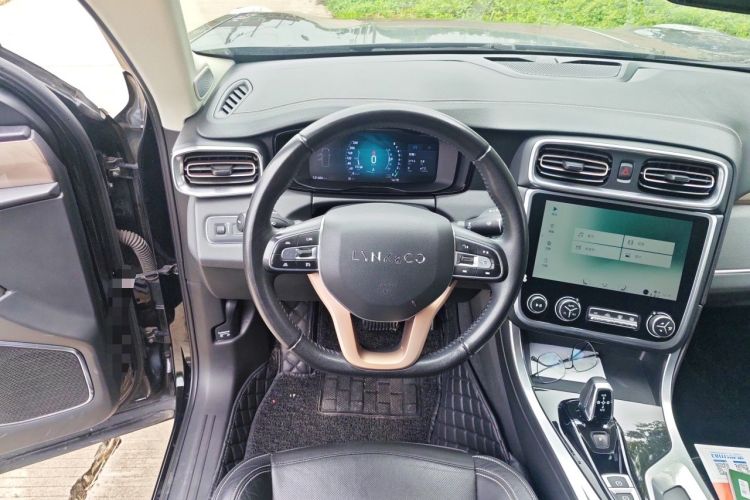 Used Lynk & Co 01 2017 2.0T Two-Wheel Drive Pro Edition Steering Wheel
