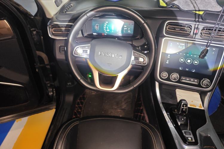 Used Lynk & Co 01 2017 2.0T Two-Wheel Drive Pro Edition Steering Wheel