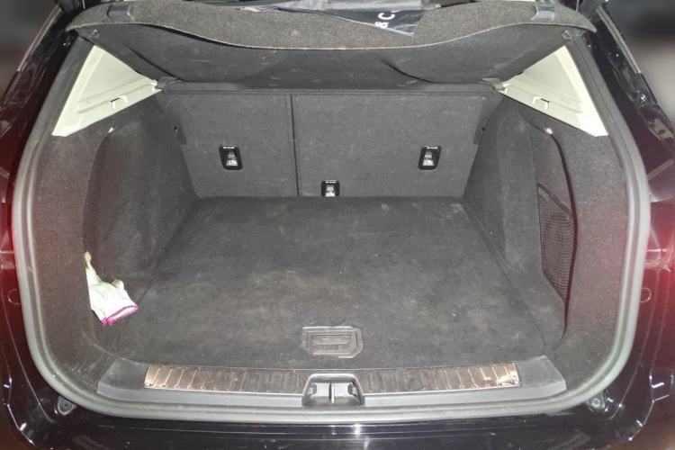 Used Lynk & Co 01 2017 2.0T Two-Wheel Drive Pro Edition Trunk