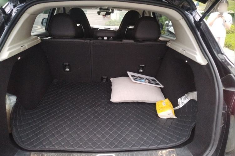 Used Lynk & Co 01 2017 2.0T Two-Wheel-Drive Version Trunk