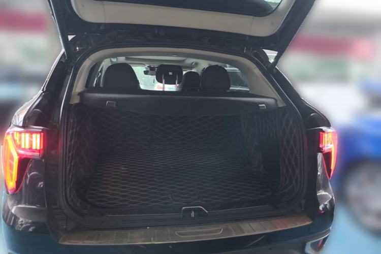 Used Lynk & Co 01 2017 2.0T Two-Wheel Drive Pro Edition Trunk