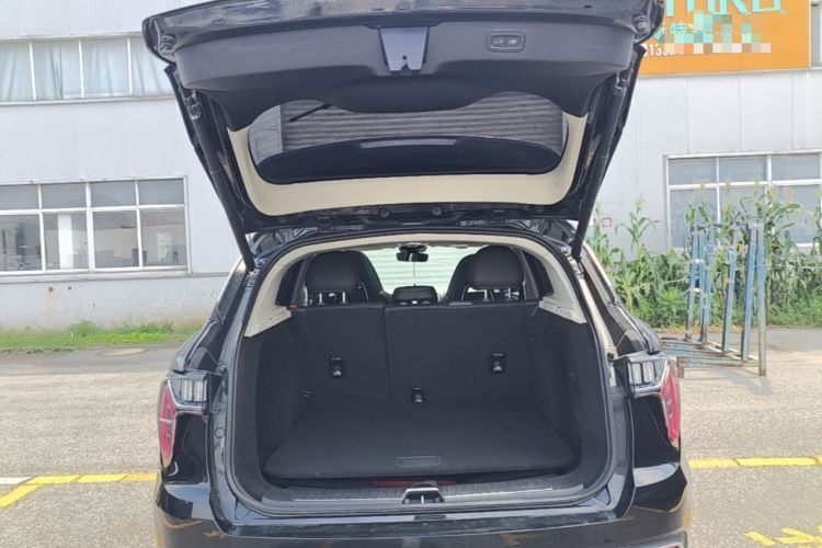 Used Lynk & Co 01 2017 2.0T Two-Wheel Drive Pro Edition Trunk