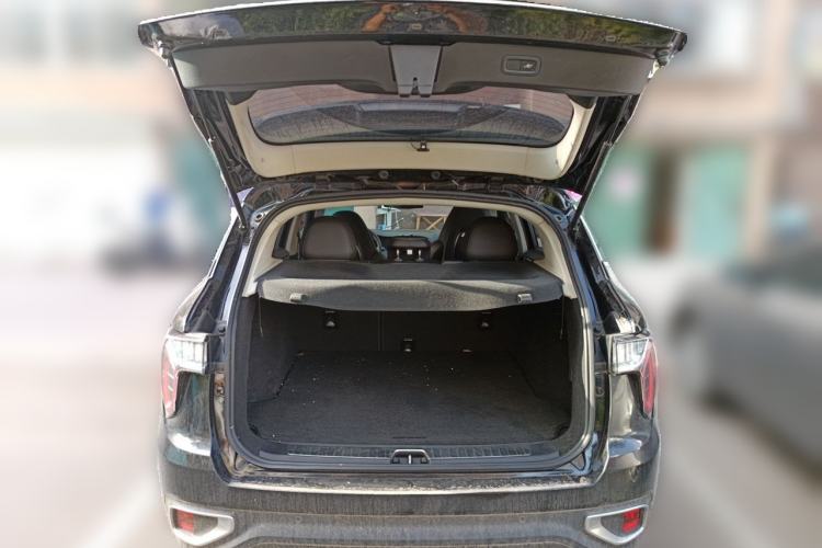 Used Lynk & Co 01 2017 2.0T Two-Wheel-Drive Version Trunk