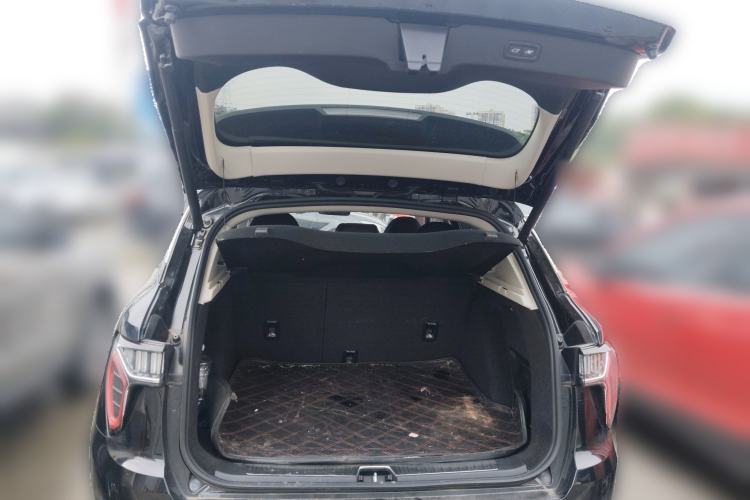 Used Lynk & Co 01 2017 2.0T Two-Wheel Drive Pro Edition Trunk