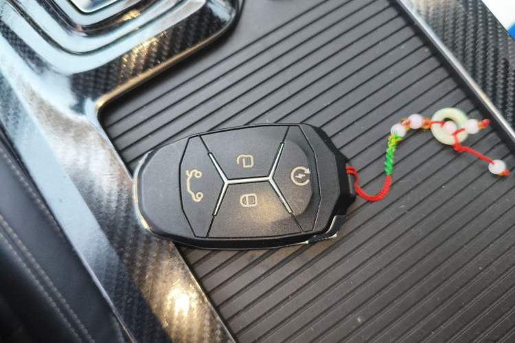 Used Lynk & Co 01 2017 2.0T Two-Wheel Drive Pro Edition Vehicle Key