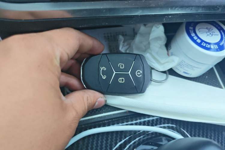 Used Lynk & Co 01 2017 2.0T Two-Wheel Drive Pro Edition Vehicle Key