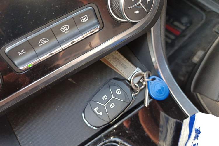 Used Lynk & Co 01 2017 2.0T Two-Wheel-Drive Version Vehicle Key
