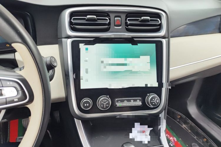 Used Lynk & Co 01 2017 2.0T Two-Wheel Drive Zhaopu Version Audio And AC Panel
