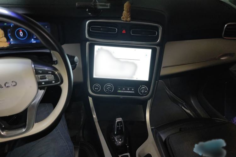 Used Lynk & Co 01 2017 2.0T Two-Wheel Drive Zhaopu Version Audio And AC Panel