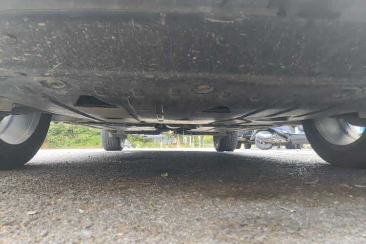Used Lynk & Co 01 2017 2.0T Two-Wheel Drive Zhaopu Version Chassis Front