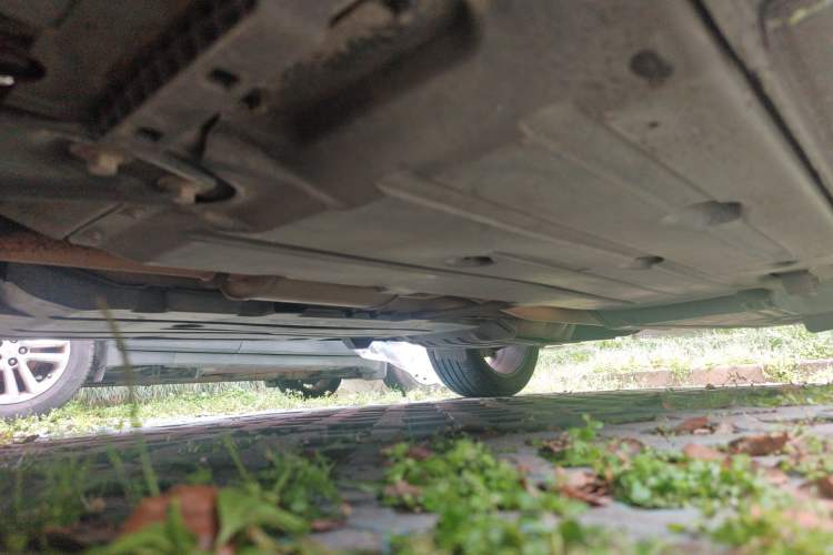 Used Lynk & Co 01 2017 2.0T Two-Wheel Drive Zhaopu Version Chassis Front Left