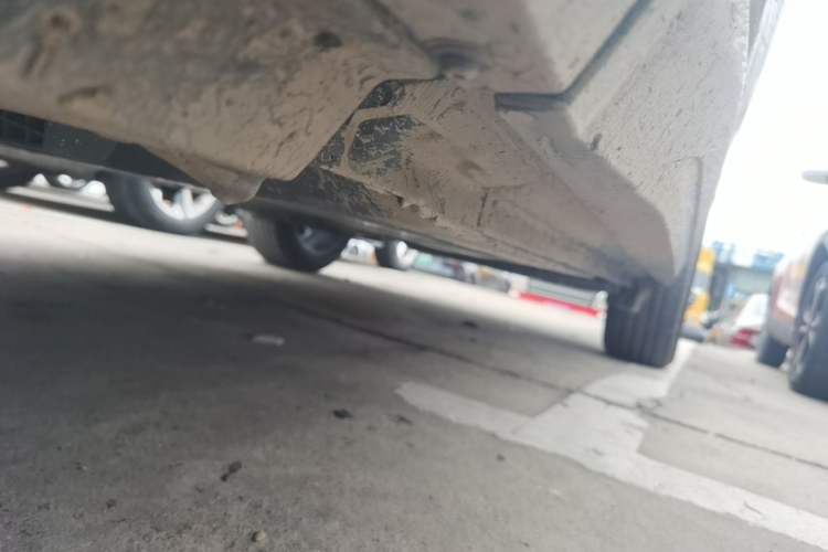 Used Lynk & Co 01 2017 2.0T Two-Wheel Drive Zhaopu Version Chassis Front Left