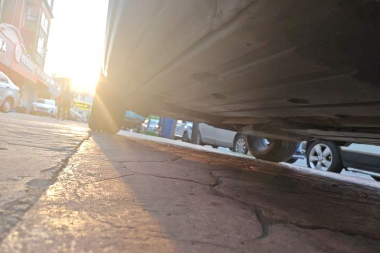 Used Lynk & Co 01 2017 2.0T Two-Wheel Drive Zhaopu Version Chassis Front Right