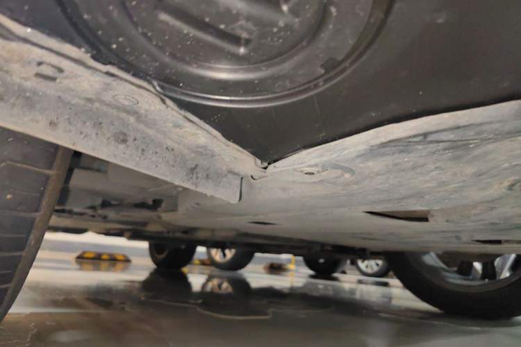 Used Lynk & Co 01 2017 2.0T Two-Wheel Drive Zhaopu Version Chassis Front Right