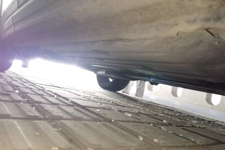 Used Lynk & Co 01 2017 2.0T Two-Wheel Drive Zhaopu Version Chassis Front Right