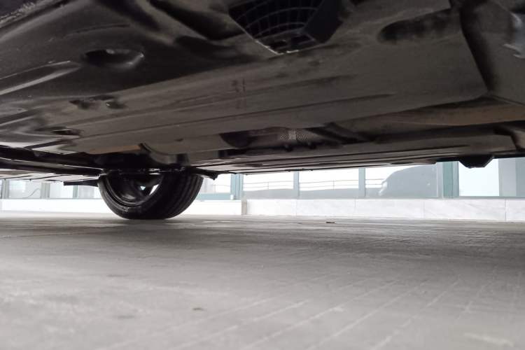 Used Lynk & Co 01 2017 2.0T Two-Wheel Drive Zhaopu Version Chassis Rear Left