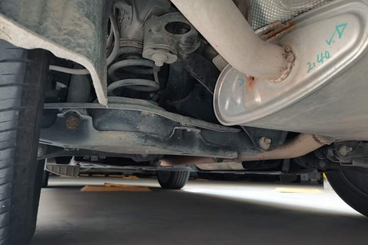Used Lynk & Co 01 2017 2.0T Two-Wheel Drive Zhaopu Version Chassis Rear Left