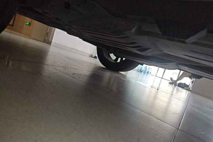 Used Lynk & Co 01 2017 2.0T Two-Wheel Drive Zhaopu Version Chassis Rear Right