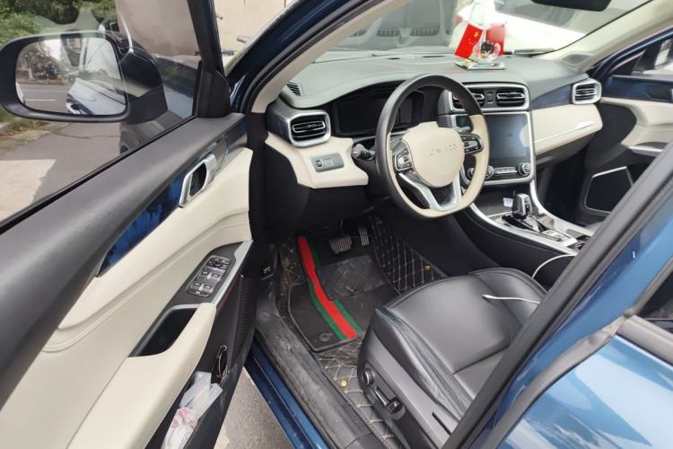 Used Lynk & Co 01 2017 2.0T Two-Wheel Drive Zhaopu Version Driver Seat