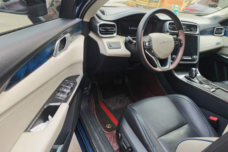 Used Lynk & Co 01 2017 2.0T Two-Wheel Drive Pro Edition Driver Seat